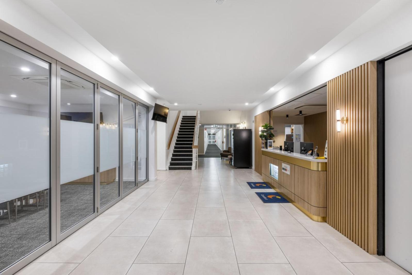 Comfort Inn Regal Park Adelaide Exterior photo
